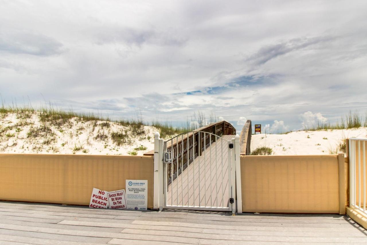 גולף שורז Romar Beach Condos מראה חיצוני תמונה
